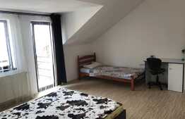 Casa 5 camere, 150 mp, 2 parcari, gradina 50 mp, zona strazii Maramuresului