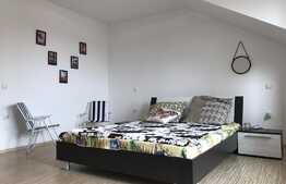 Casa 5 camere, 150 mp, 2 parcari, gradina 50 mp, zona strazii Maramuresului