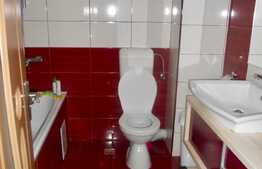 Apartament la CHEIE, de 3 camere, 65 mp, parcare, zona strazii Campului!