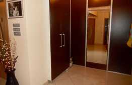 Apartament la CHEIE, de 3 camere, 65 mp, parcare, zona strazii Campului!