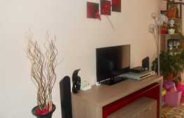 Apartament la CHEIE, de 3 camere, 65 mp, parcare, zona strazii Campului!