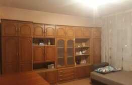 Apartament 3 camere, 74 mp, decomandat, boxa si garaj, zona Billa