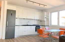 Apartament la prima inchiriere, 3 camere, 61 mp! Zona Vivo!