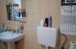 Apartament la CHEIE, 3 camere, 67 mp, zona strazii Campului!