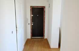 Apartament 3 camere, 77 mp, etaj intermediar, zona Terra!