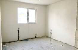 Apartament 3 camere, 76 mp, zona Donath