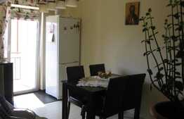 Apartament de vanzare, 2 camere, decomandat, 58 mp, zona strazii Eroilor ! 