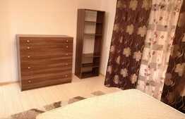 Apartament de vanzare, 2 camere, decomandat, 58 mp, zona strazii Eroilor ! 