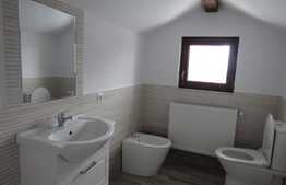 De vanzare casa individuala 245 mp utili, teren 380 mp