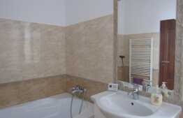 De vanzare casa individuala 245 mp utili, teren 380 mp