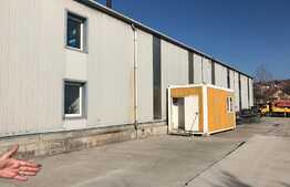 Hala 1000 mp cu teren generos in Baciu Triaj. 