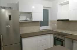 ZONA BUNA, PRET BUN, OFERTA IDEALA! Apartament 2 camere, decomandat, zona Grand Hotel Italia