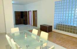 Apartament 3 camere, 112 mp, prima inchiriere, parcare, zona Parcului Central