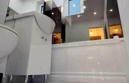 Apartament de lux, 2 camere, 43 mp, balcon, zona Piata Hermes