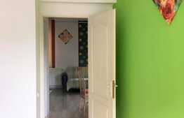 Apartament 3 camere, 48 mp, zona strazii Onisifor Ghibu