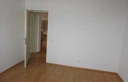 Apartament 3 camere, AC, 120mp, terasa, garaj, zona strazii Becas! Conditii excelente!