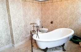 4 camere, 127 mp, imobil nou, garaj, Complex Plopilor Vest!