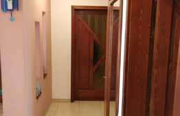 Apartament 3 camere, 100 mp, decomandat, garaj, boxa, zona strazii Campului