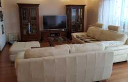 Apartament 3 camere, 100 mp, decomandat, garaj, boxa, zona strazii Campului