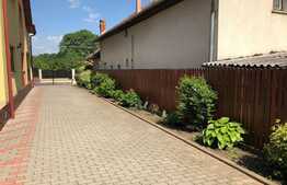 Oportunitate! Casa individuala la 5 minute de centru, 220 mp, 670 mp teren, zona insorita de case!