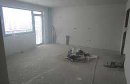 De vanzare 2 camere, 47 mp, parcare cu CF, zona strazii Stejarului!