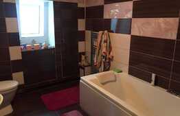 Apartament 2 camere, 65 mp, imobil tip casa, terasa, zona strazii Decebal!