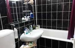 Apartament 2 camere, 50 mp, decomandat, zona Hotel Royal