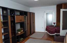 Apartament 2 camere, 50 mp, decomandat, zona Hotel Royal