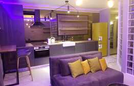 Apartament cu 2 camere, finisaje de lux, terasa, zona Iulius Mall