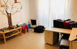 Apartament 4 camere, 100 mp, zona strazii Eroilor!