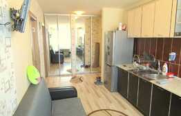 Apartament de vanzare, 2 camere, 40 mp, zona VIVO!