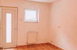 Casa 4 camere, 150 mp, 130 mp gradina, zona Grand Hotel Italia