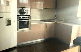 De inchiriat apartament cu 3 camere,modern!