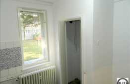 Apartament cu 2 camere de vanzare, zona strazii Baisoara