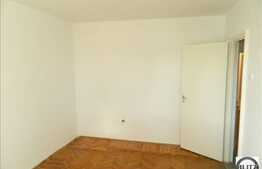 Apartament cu 2 camere de vanzare, zona strazii Baisoara