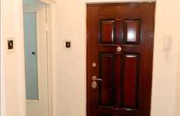 Apartament cu 2 camere de vanzare, zona strazii Baisoara