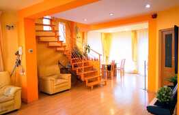 Casa 5 camere, 215 mp utili, 175 mp teren, mobilat si utilat, 3 parcari, zona UMF !