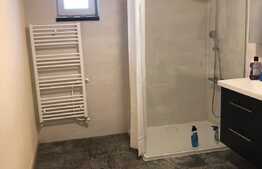 Casa de vanzare, 5 camere, 360 mp, teren 700 mp, Zona Gilau ! 