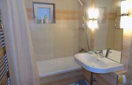  2 camere, 56 mp, prima inchiriere, mobilat modern, parcare, A.C. , zona strazii Alexandru Vlahuta!