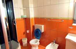 Apartament 3 camere, 74 mp, zona Florilor! Parcare!