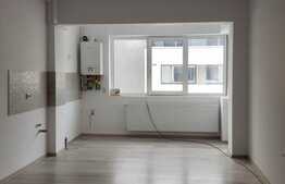 Apartament 2 camere, etaj intermediar, parcare, zona Petrom!