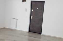 Apartament 2 camere, etaj intermediar, parcare, zona Petrom!