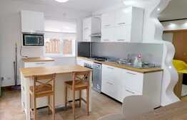 Casa 5 camere, mobilat de lux, 187 mp, teren 250 mp, garaj, totul nou, zona Family Residence
