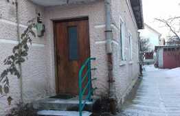 Casa individuala 100 mp, teren 500 mp, front 12 m, zona de case