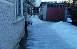 Casa individuala 100 mp, teren 500 mp, front 12 m, zona de case