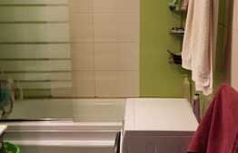 Apartament 3 camere, 64 mp, zona Terra, Floresti!