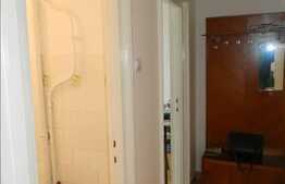 2 camere de vanzare, zona Piata Hermes