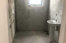 De vanzare garsoniera de 39 mp, decomandata, zona Lidl, Floresti!