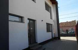 Exclusivitate! Casa Individuala 184 mp, finisata, curte 284 mp, cu pod amenajat, zona Auchan