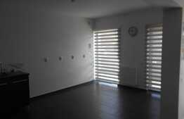 Exclusivitate! Casa Individuala 184 mp, finisata, curte 284 mp, cu pod amenajat, zona Auchan